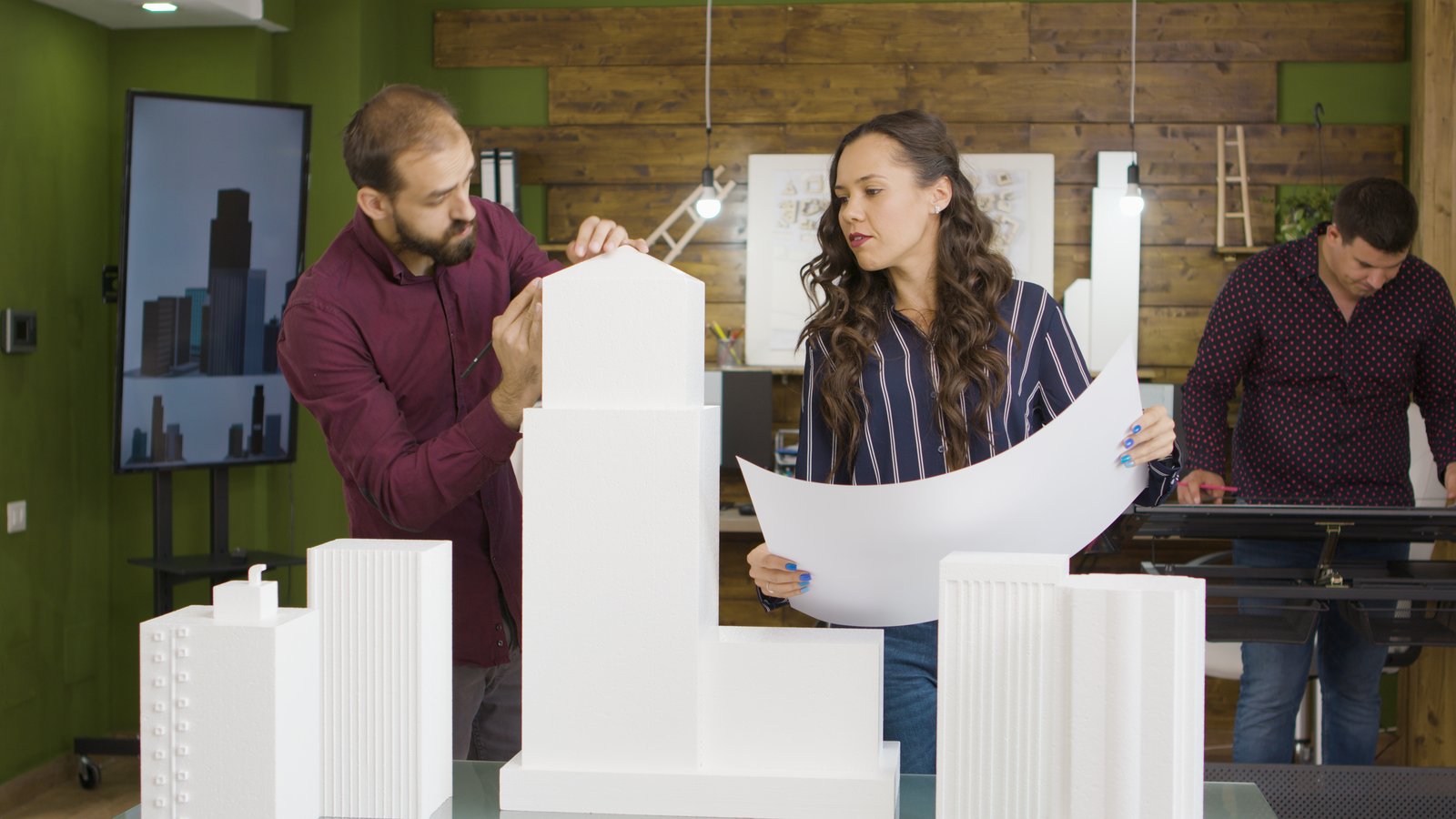Mastering BTL: The Impact of a Custom Real Estate Exhibition Booth on Brand Success